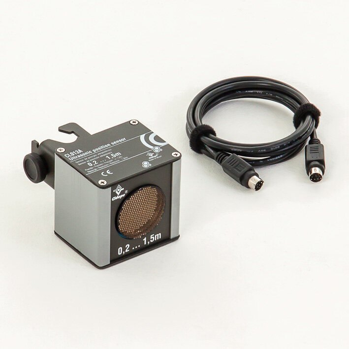 Sensor ultrassônico de posição 0,2 a 1,5 m com cabo de conexão