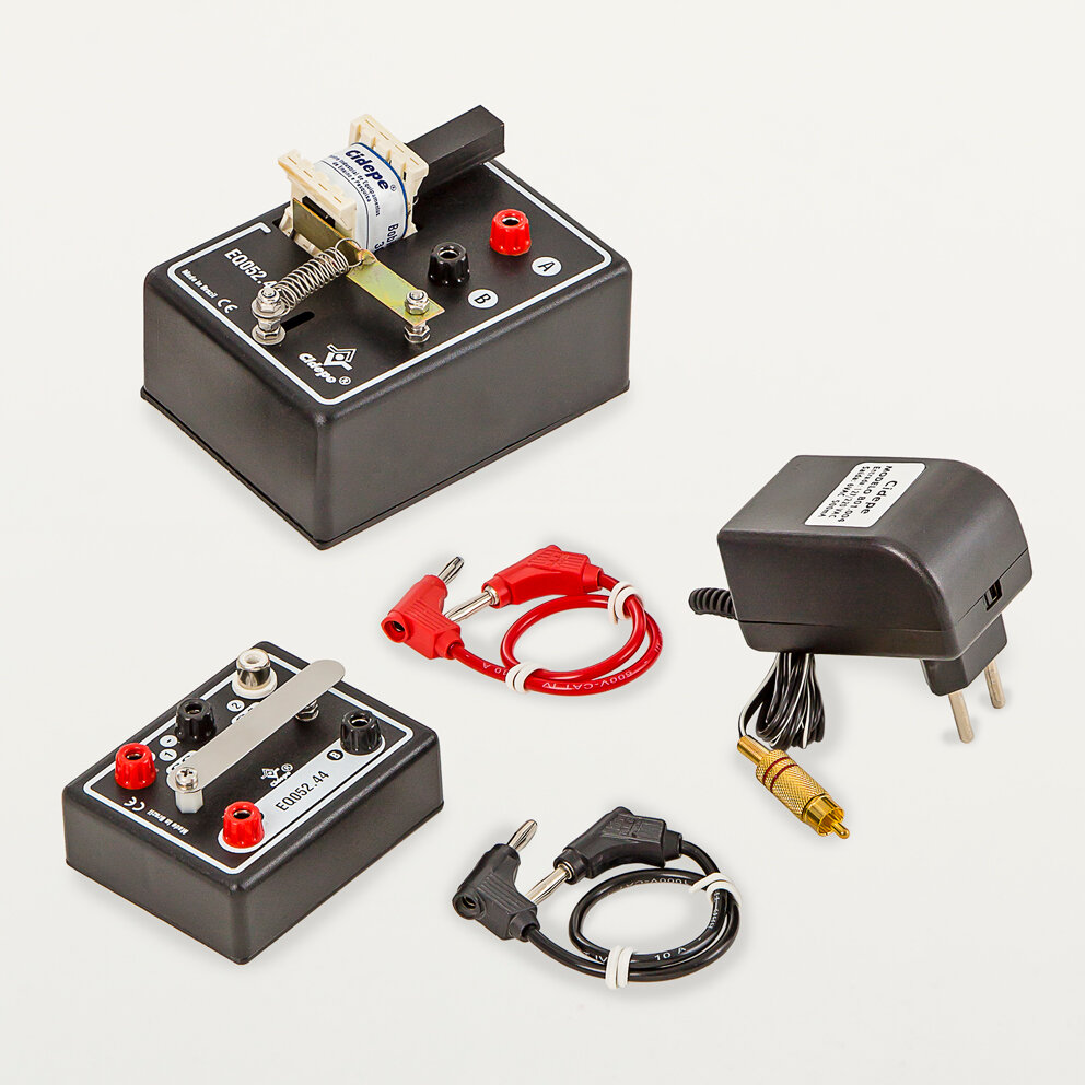 Conjunto circuito simples com campainha elétrica